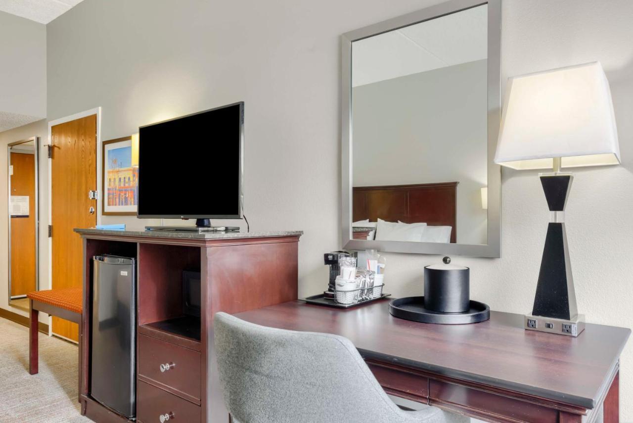 Hampton Inn Mobile-I-10/Bellingrath Gardens Tillmans Corner Exteriér fotografie